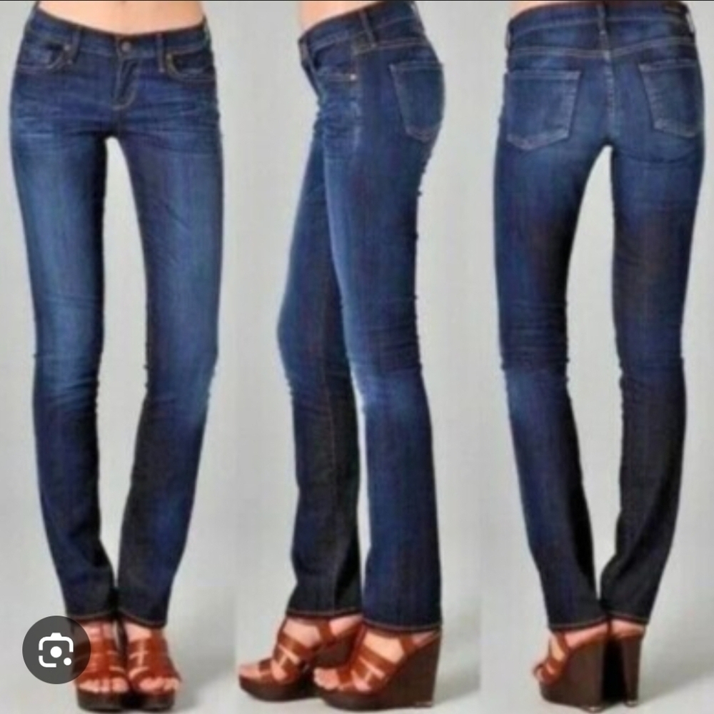 Citizens of Humanity/ Ava low rise/ Straight  leg/ Approx. Size US 6